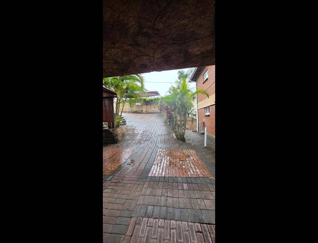 3 BEDROOM FLAT RENTED IN SHERWOOD